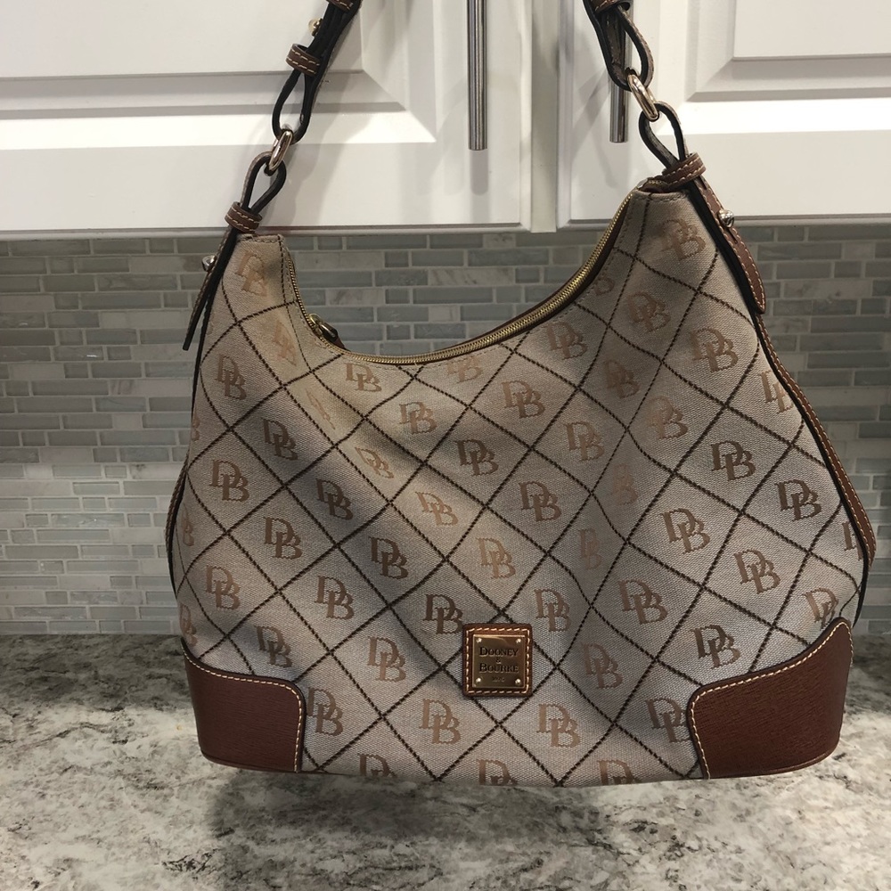 Dooney & Bourke Purse